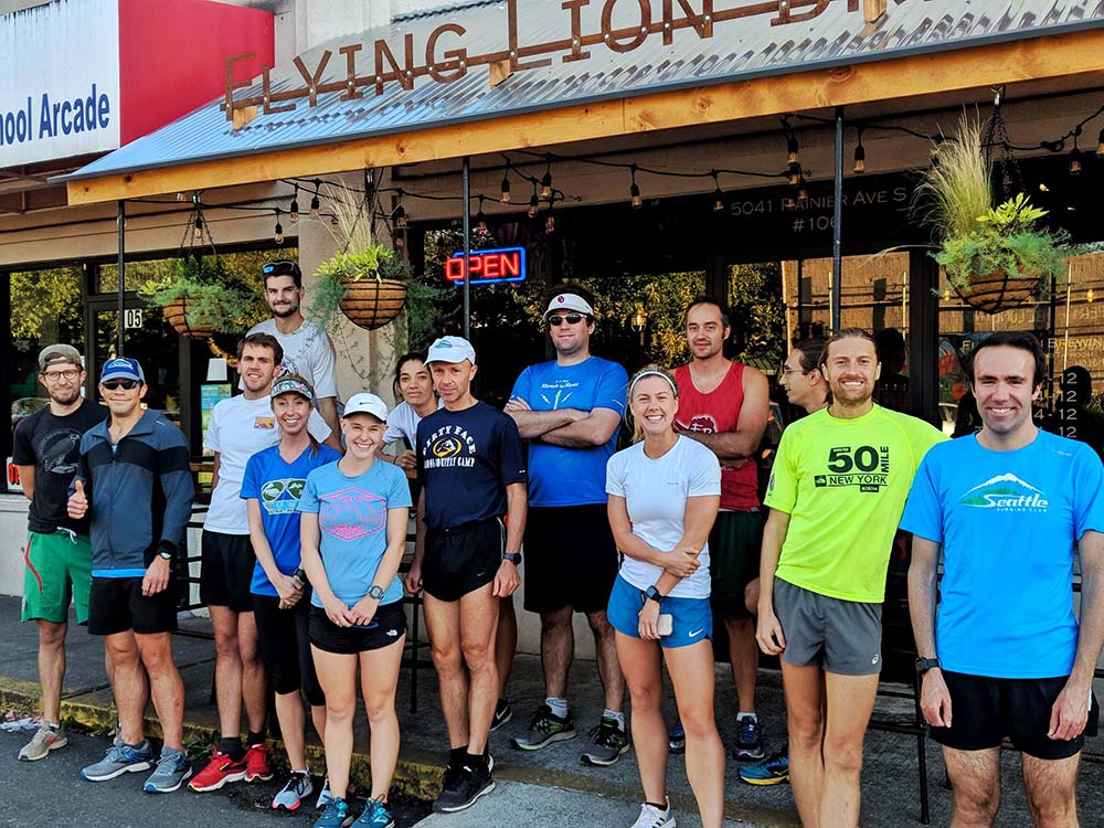 Group Photo from a Flying Lion Monday Group Run